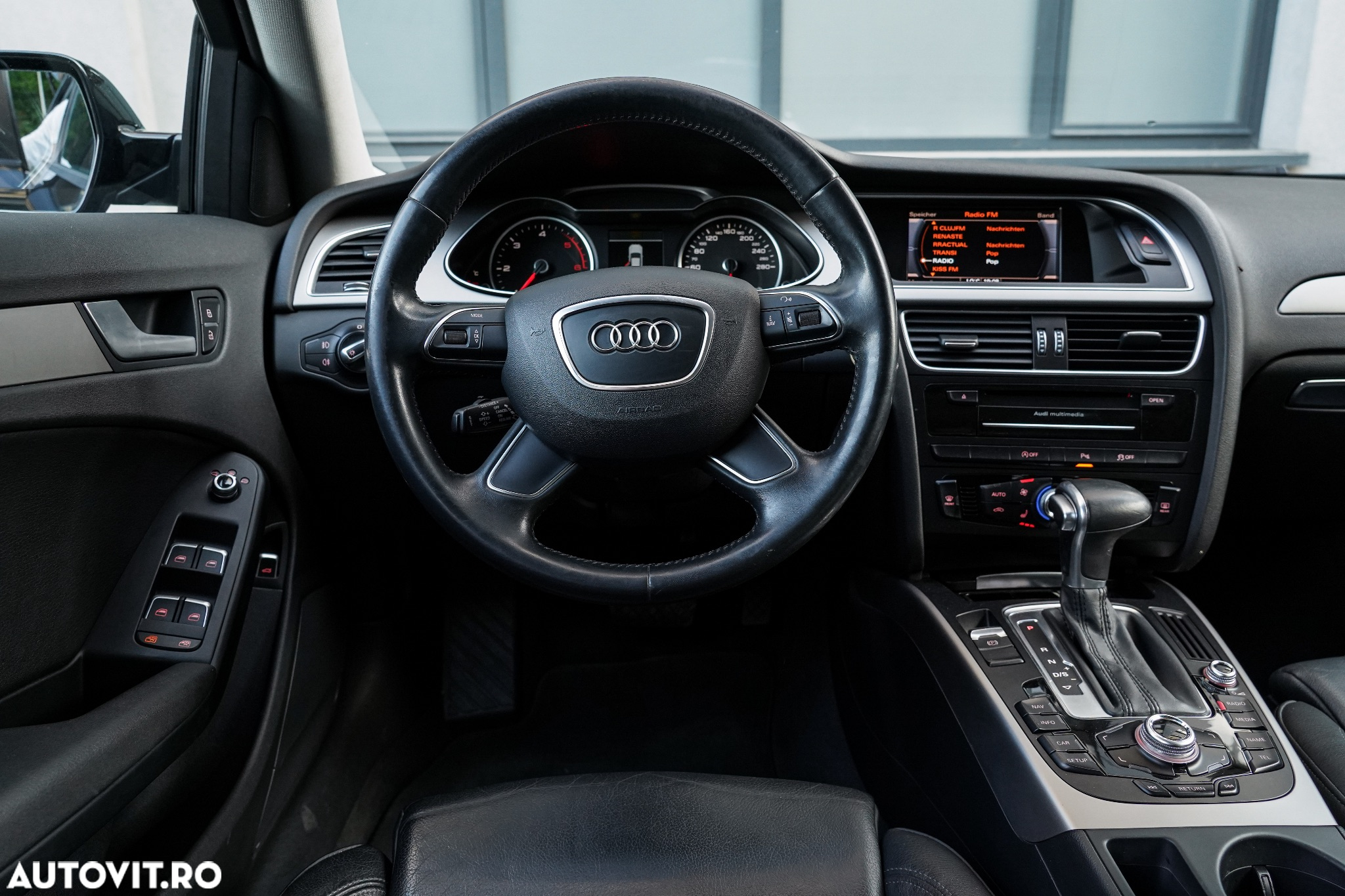 Audi A4 Avant 40 TDI S tronic S line - 8