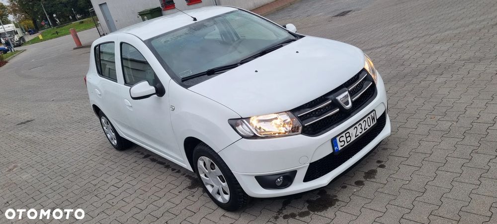 Dacia Sandero 1.2 16V Celebration - 3