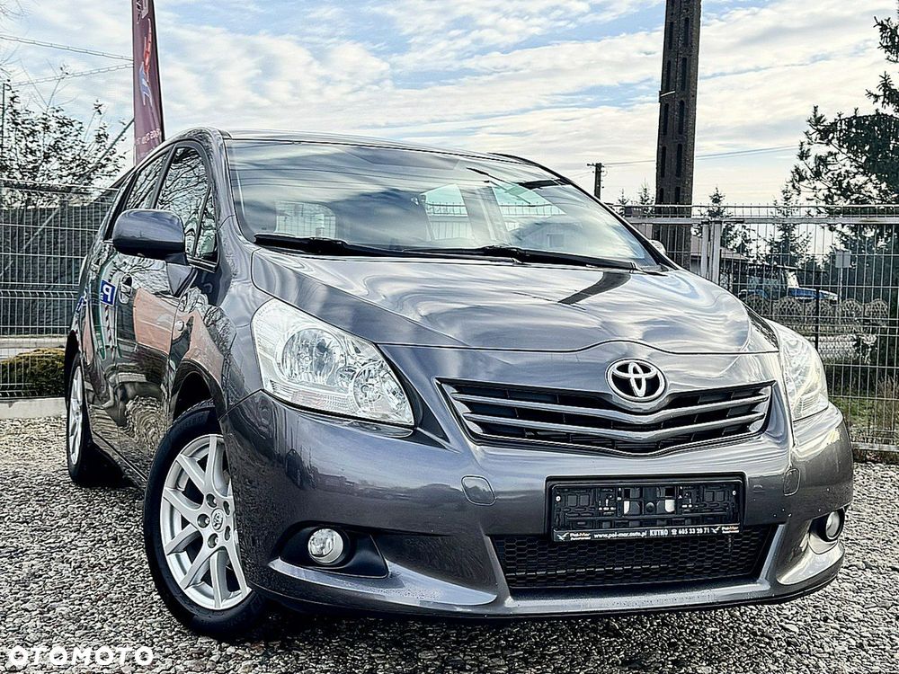 Toyota Verso - 23