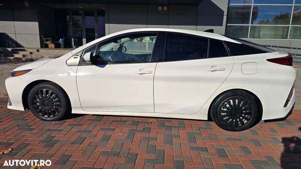 Toyota Prius Prime 1.8 HSD Dynamic - 18