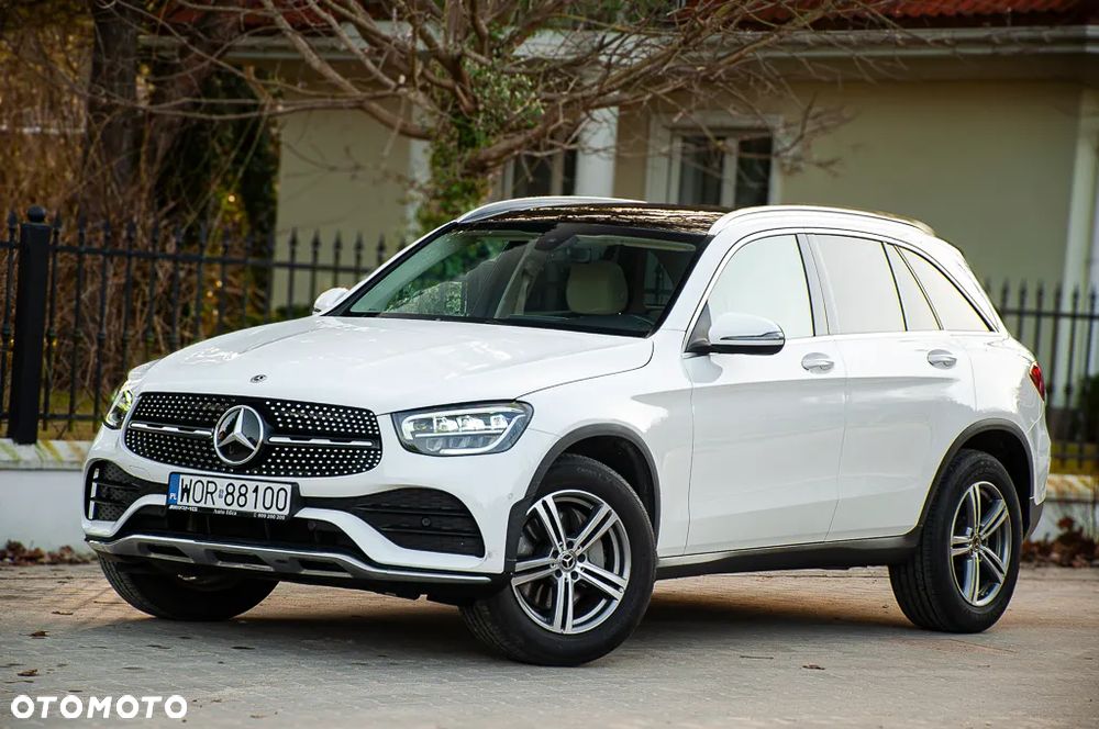 Mercedes-Benz GLC 300 4Matic 9G-TRONIC AMG Line - 14
