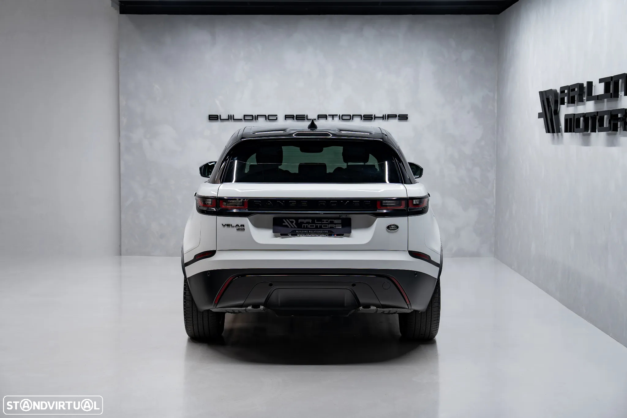 Land Rover Range Rover Velar 2.0 P400e AWD R-Dynamic SE - 10