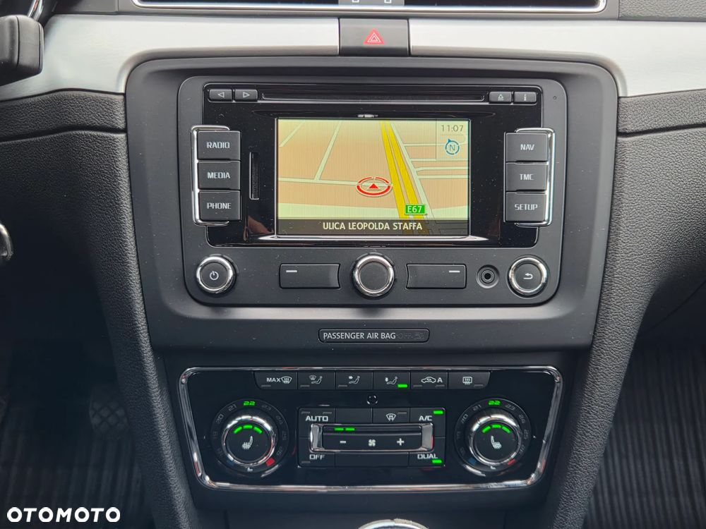 Skoda Superb 2.0 TDI Ambition - 23