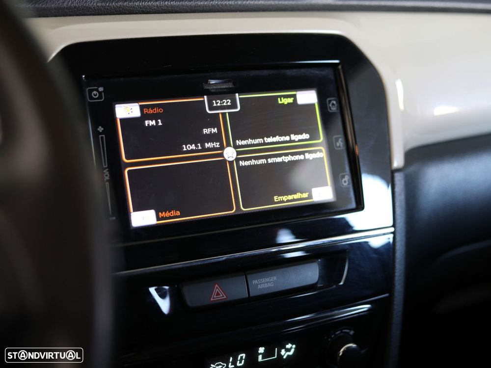 Suzuki Vitara 1.6 VVT GLE - 11