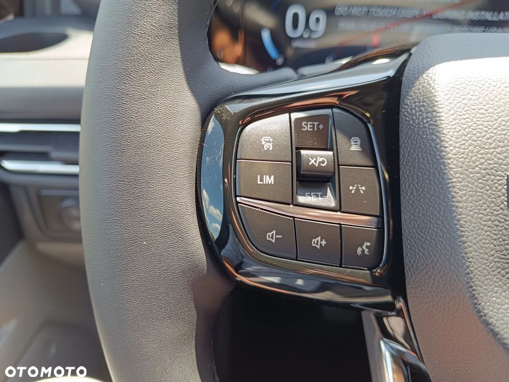 Ford Transit Custom Kombi 320 L2H1 AWD Limited M1 - 20