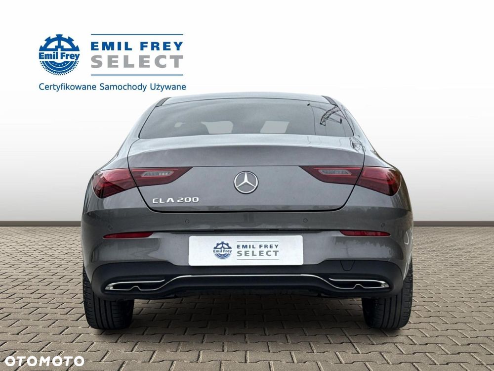 Mercedes-Benz CLA - 4