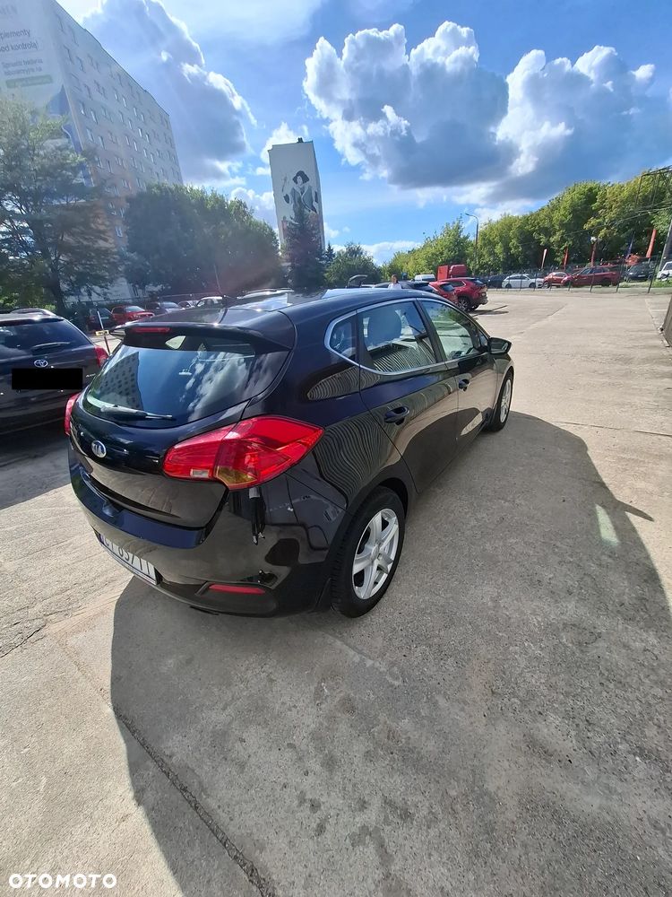 Kia Ceed 1.6 GDI L - 4
