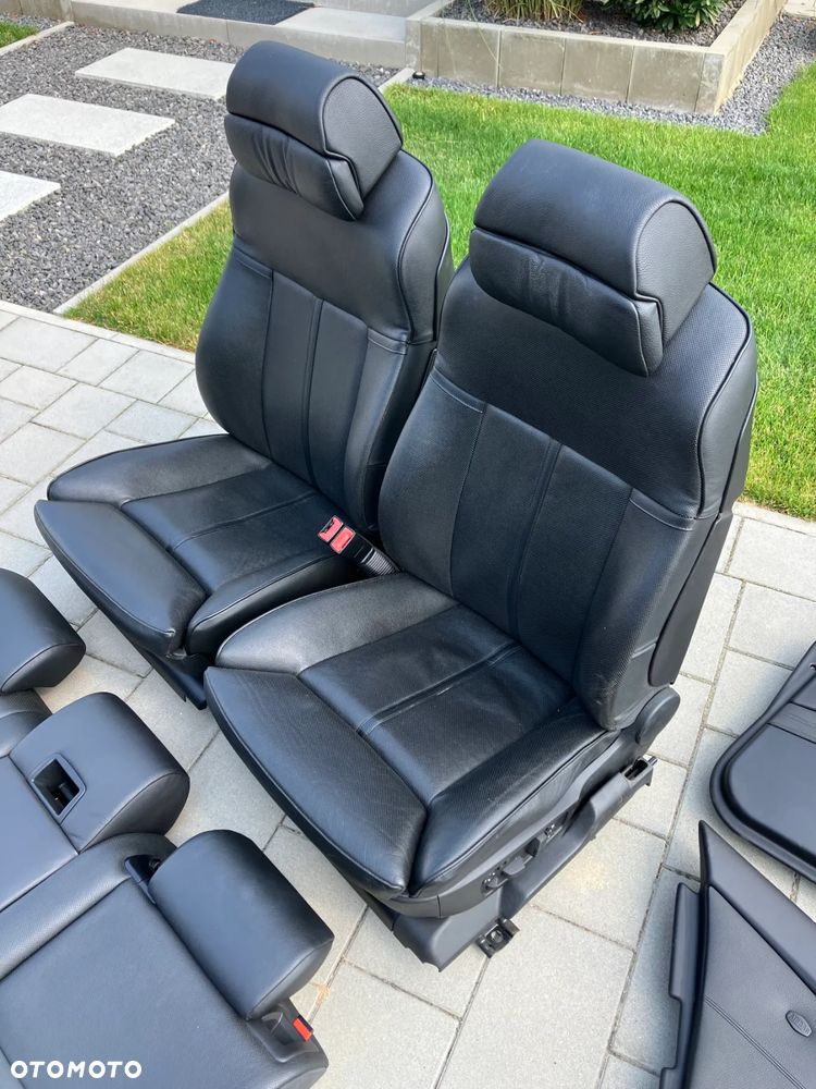 FOTELE KANAPA BOCZKI BMW E60 E61 TOURING KOMBI CZARNA SKÓRA WENTYLOWANA KOMFORT WENTYLE WENTYLOWANE KOMFORTY PRZED LIFT RARYTAS STAN PERFEKCYJNY!!! CZARNE ELEKTRYCZNE ROLETKI PRZECIWSŁONECZNE ROLETY DRZWI - 10