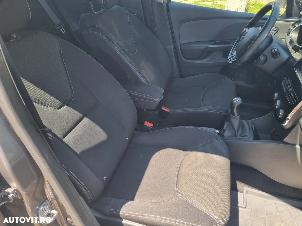 Renault Clio - 20