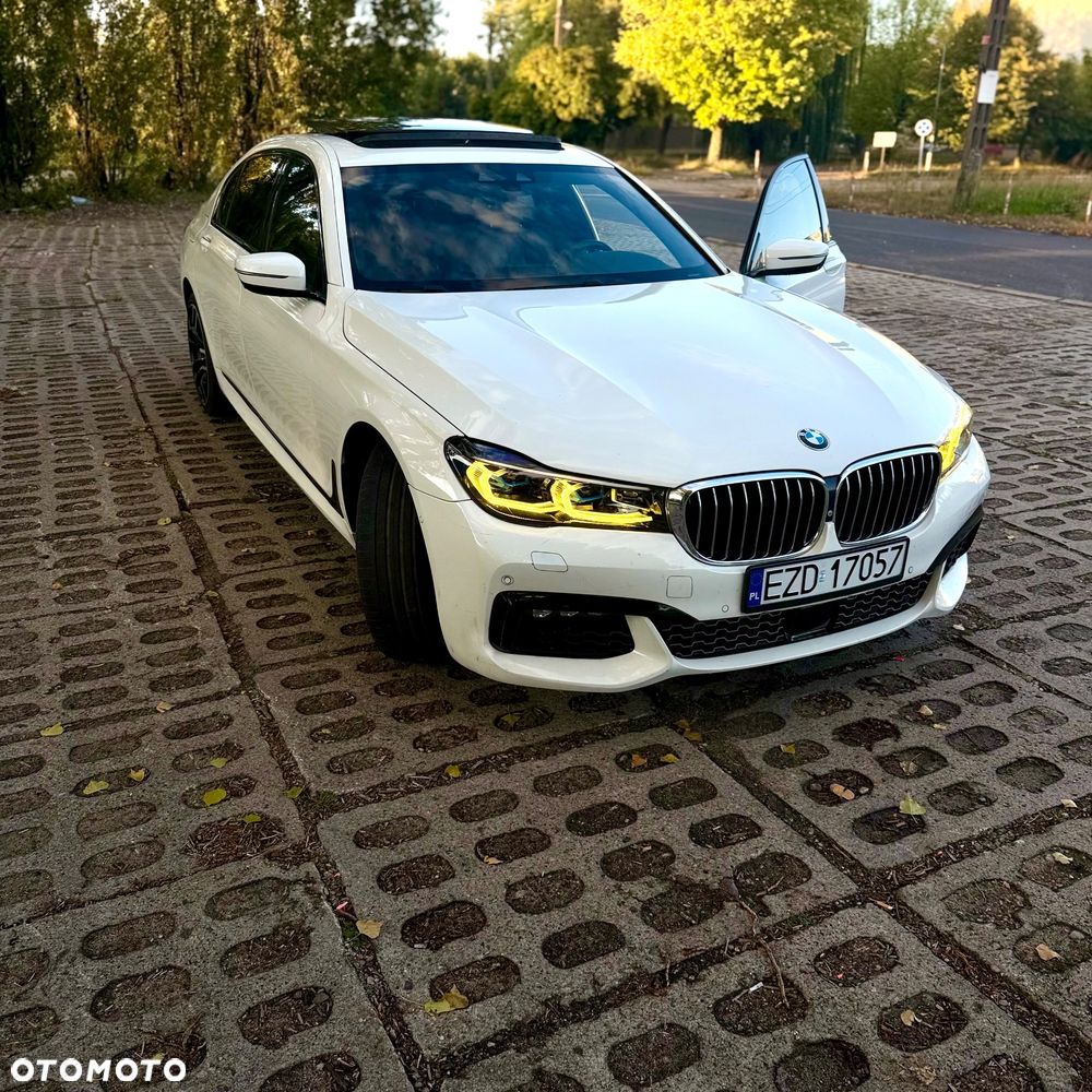 BMW Seria 7 740Li - 5