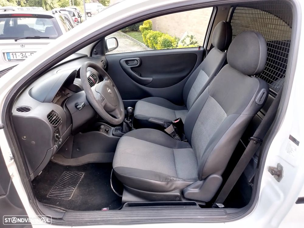 Opel CORSA - 6