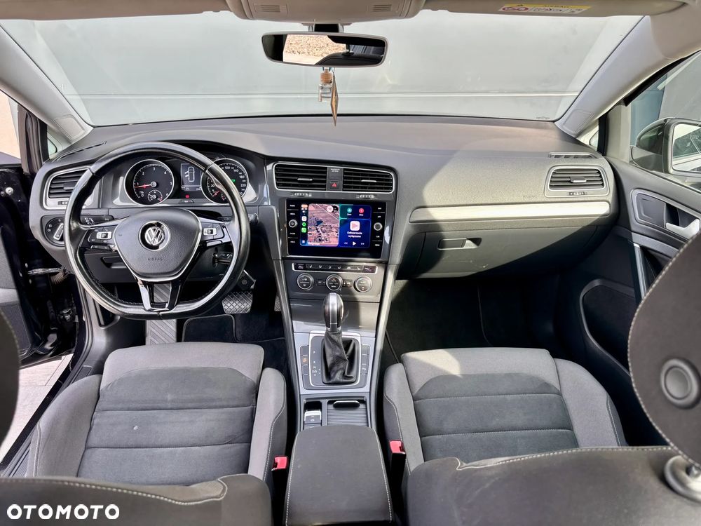 Volkswagen Golf 1.6 TDI SCR DSG Comfortline - 20