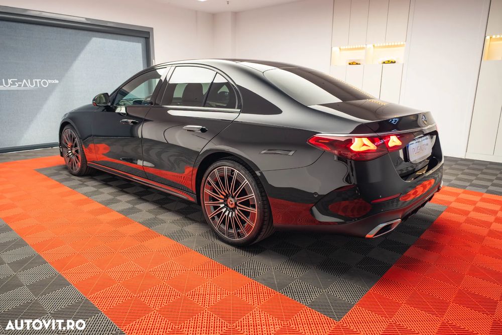 Mercedes-Benz E 220 d 4Matic 9G-TRONIC Edition AMG Line - 10