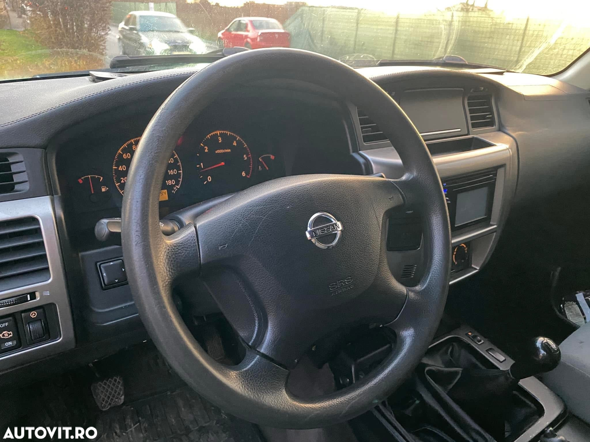 Nissan Patrol 3.0 TD Luxury - 9