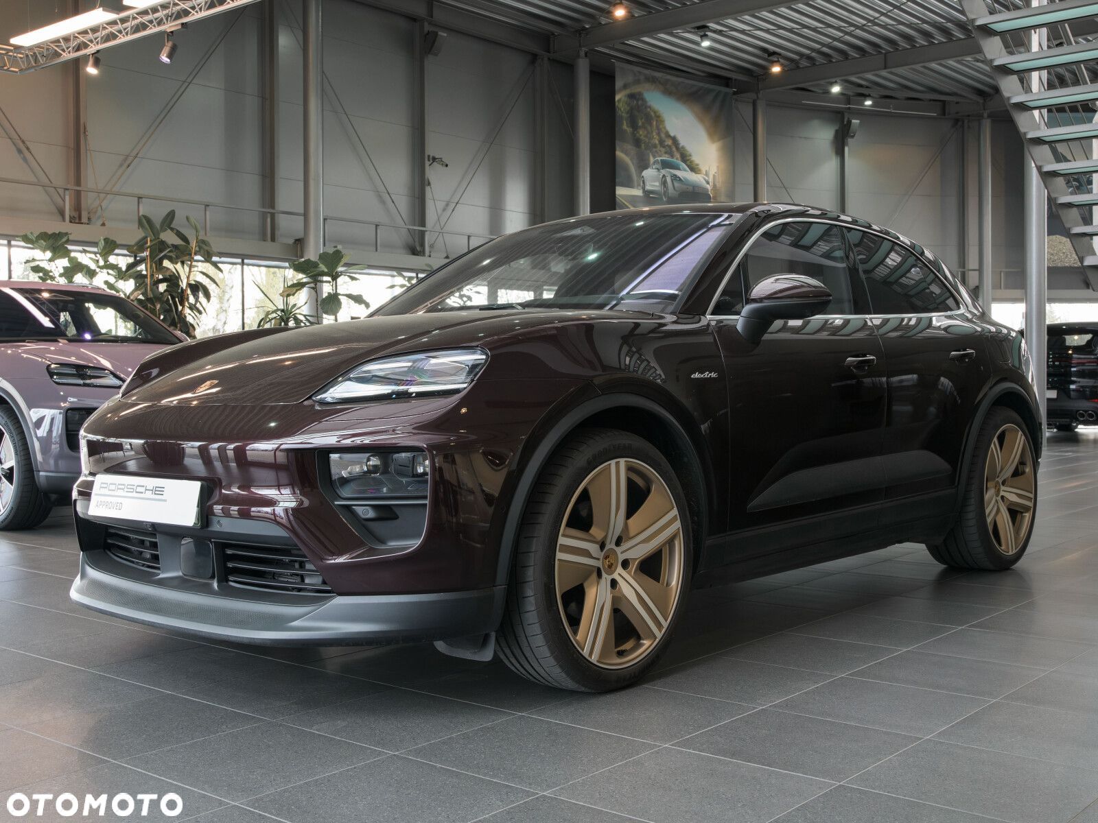 Porsche Macan - 1