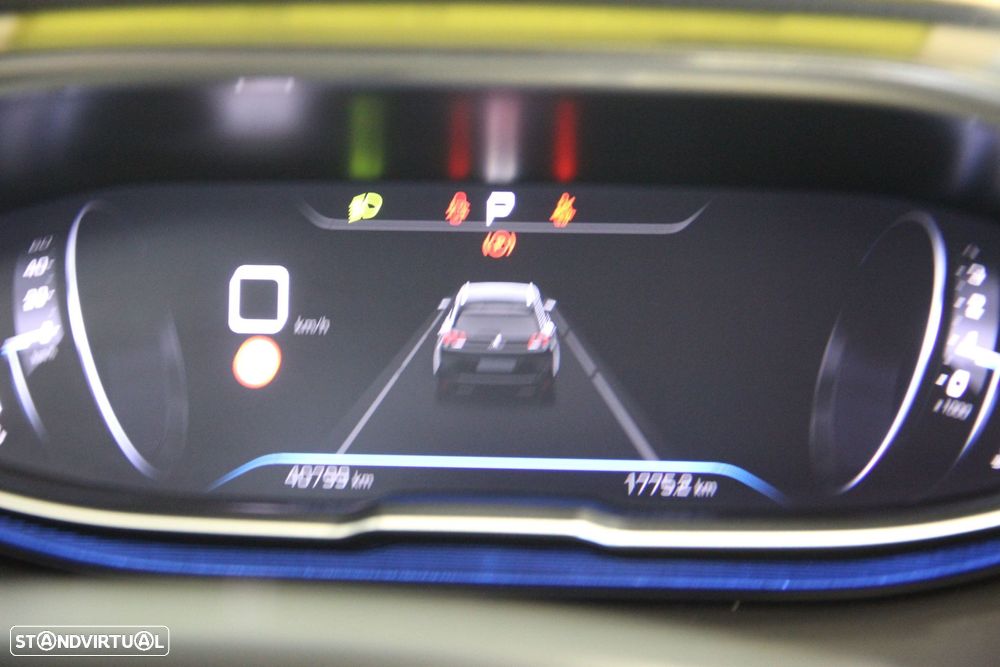 Peugeot 5008 1.2 PureTech Allure Pack EAT8 - 6