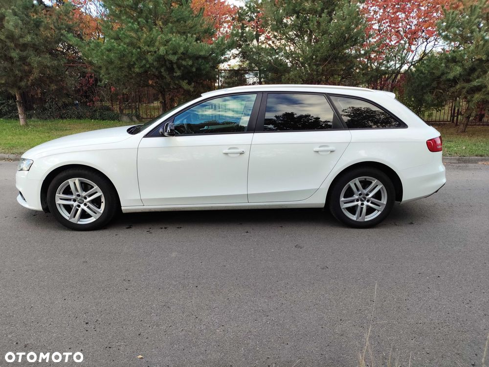 Audi A4 Avant - 4