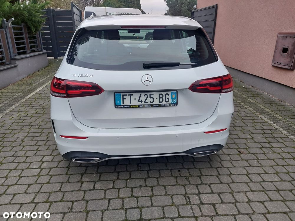 Mercedes-Benz Klasa B 180 d 7G-DCT AMG Line - 4