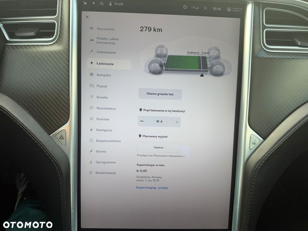 Tesla Model S - 31