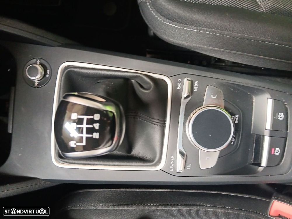 Audi Q2 30 TFSI Advanced - 23