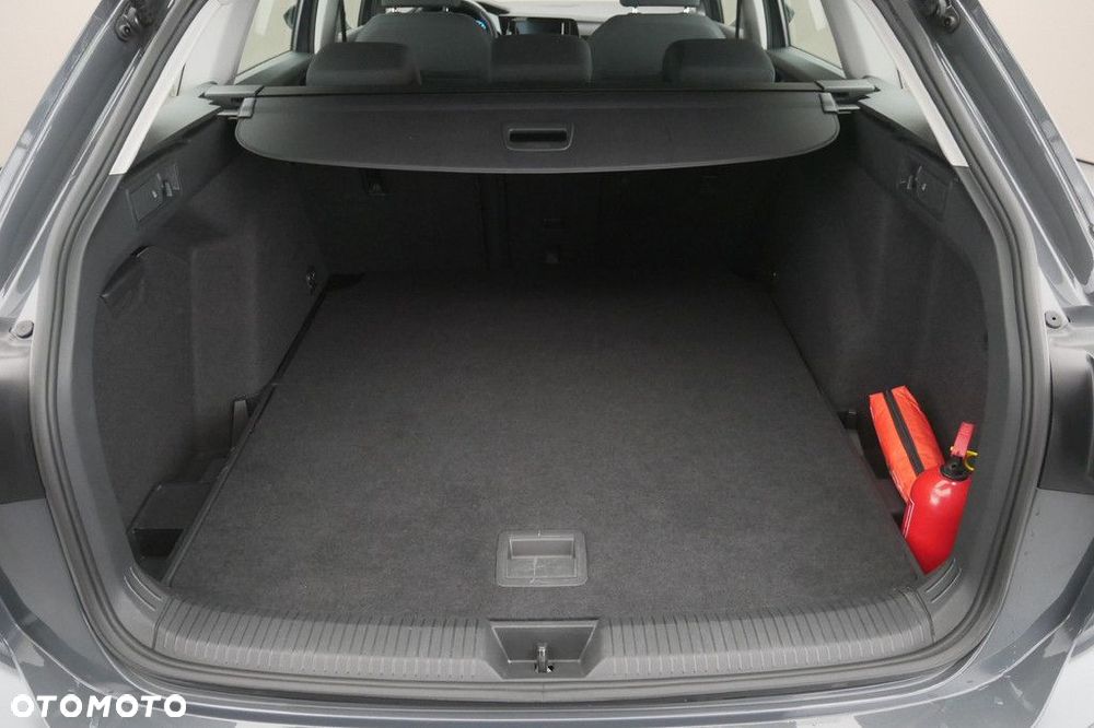 Volkswagen Golf VIII 1.5 TSI Life - 16