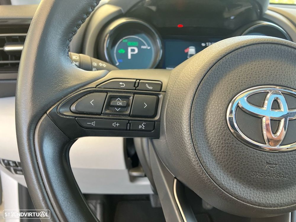 Toyota Yaris 1.5 HDF Luxury - 31