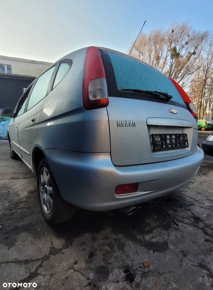 Części- Chevrolet rezzo  Pojemność: 1998  Moc: 89kW  Rok: 2004  Benzyna - 4