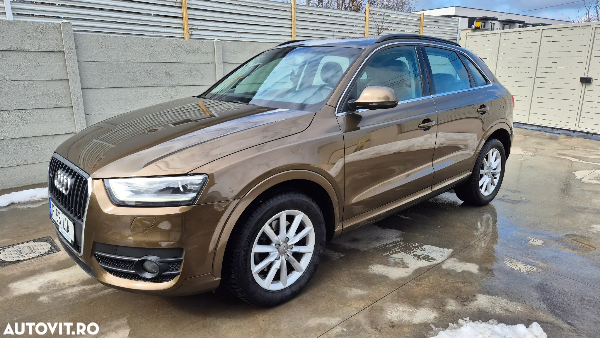 Audi Q3 2.0 TFSI Quattro Stronic - 1