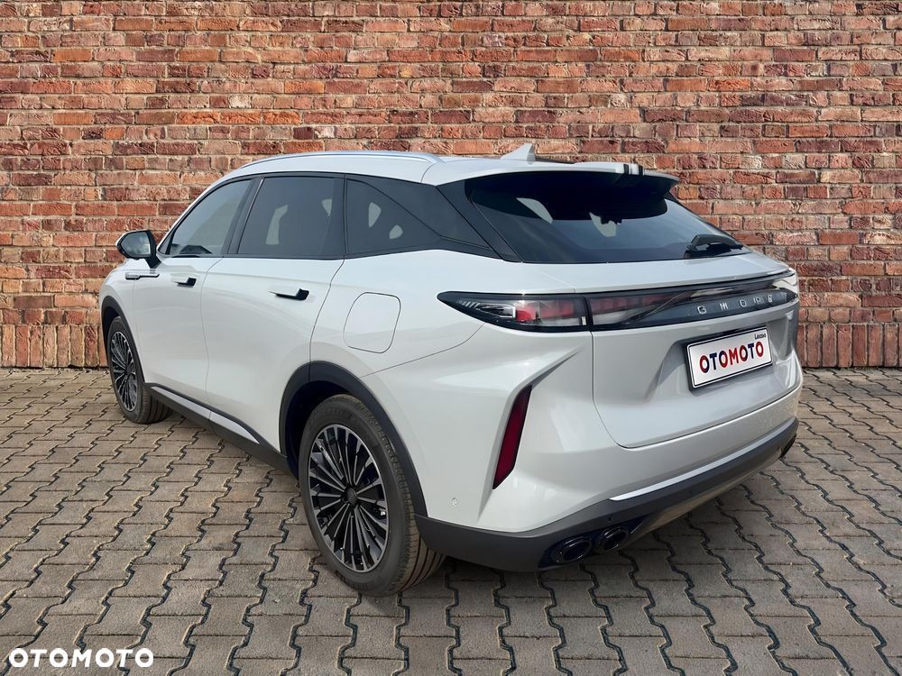 Omoda 9 1.5 Super Hybrid Exclusive AWD - 8