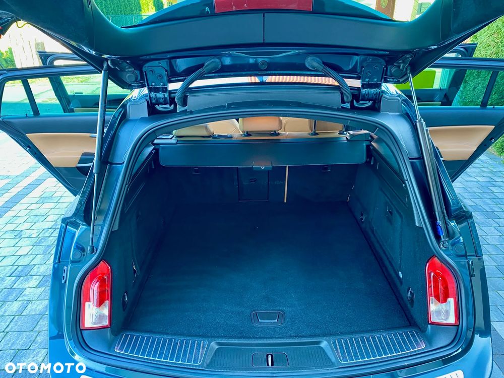 Opel Insignia 2.0 ECOTEC DI Turbo 4x4 Sports Tourer Business Edition - 16