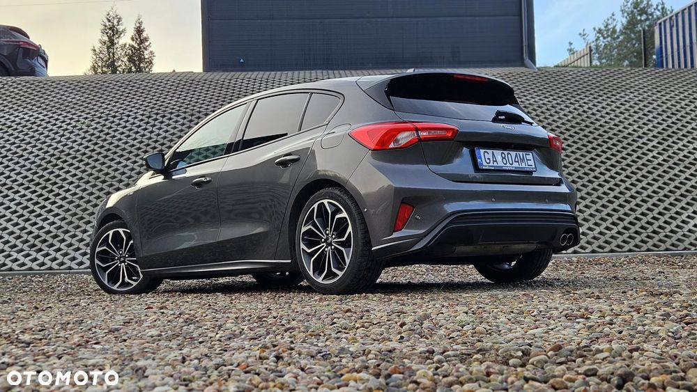 Ford Focus 1.5 EcoBoost ST-Line - 2