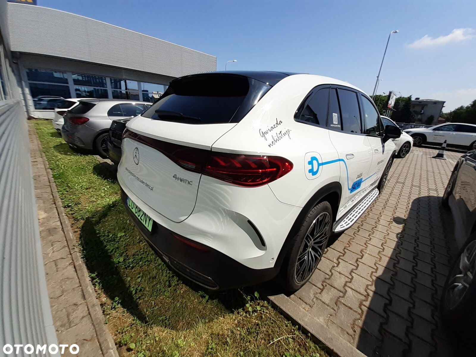Mercedes-Benz EQE - 4