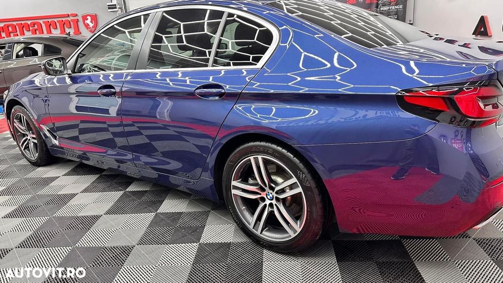 BMW Seria 5 530e Aut. - 2