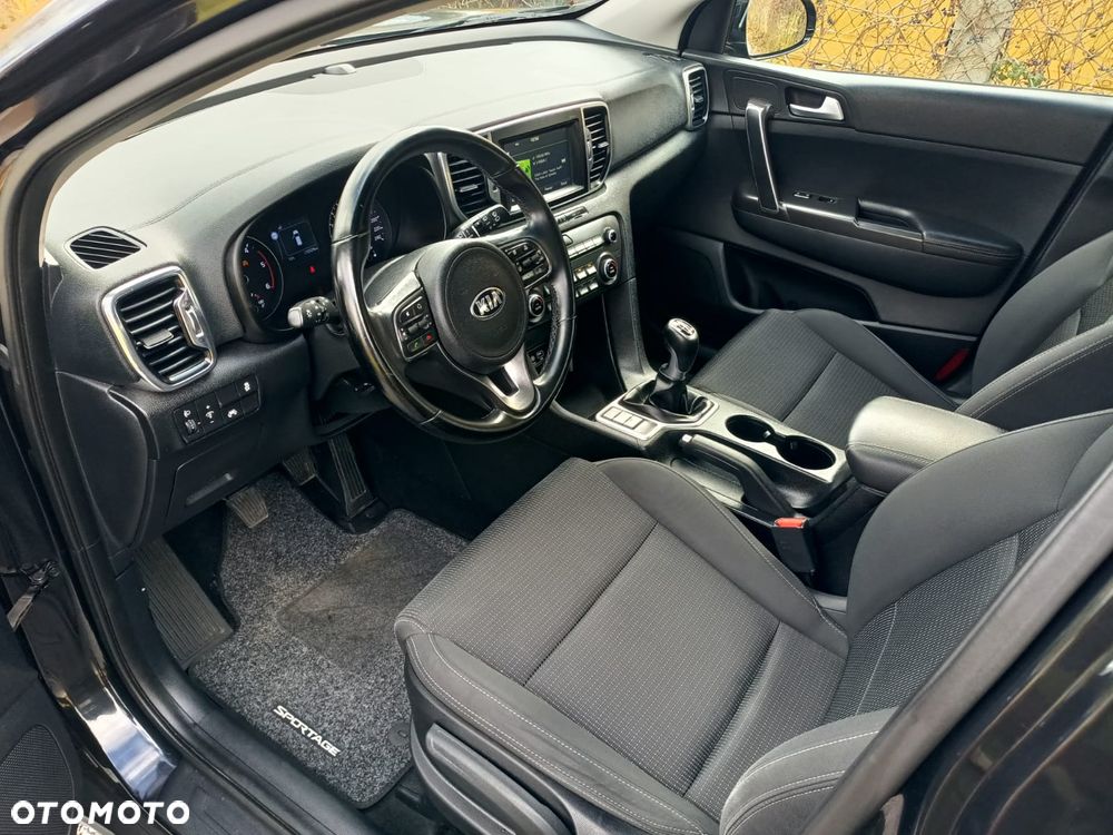 Kia Sportage - 16