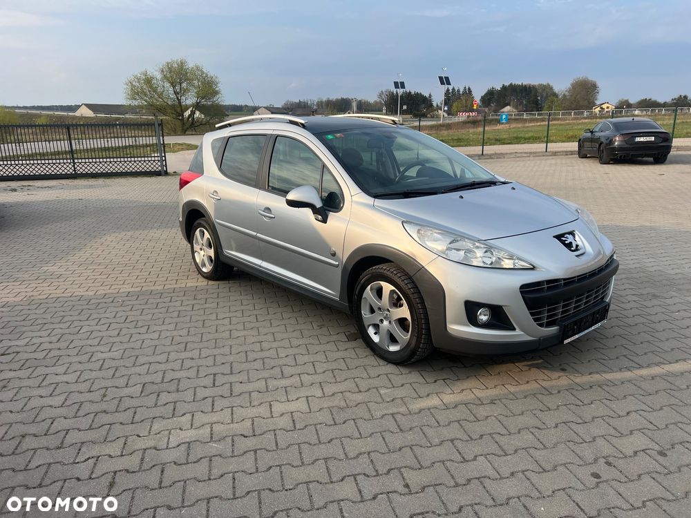 Peugeot 207 120 VTi Outdoor - 3