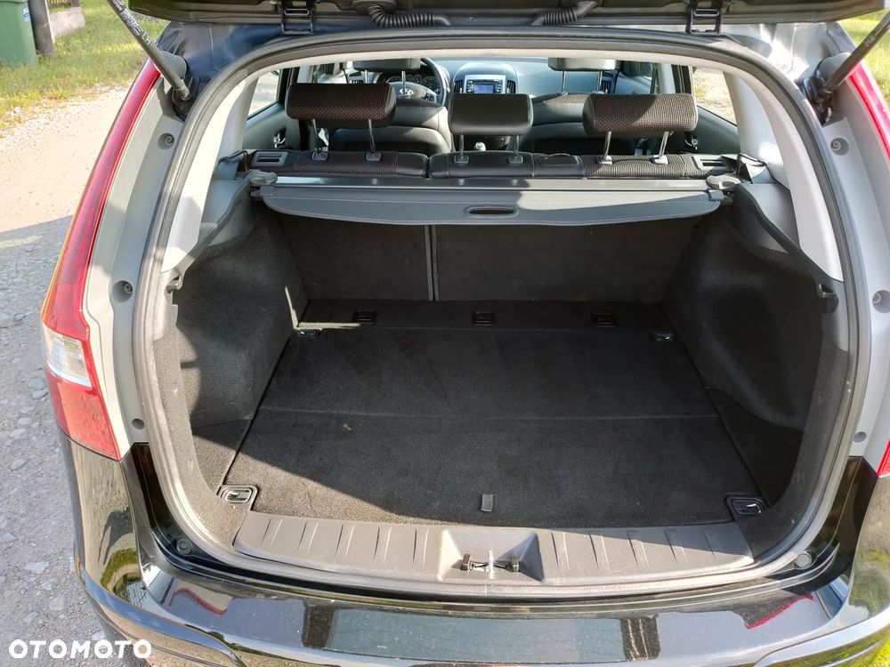 Hyundai i30 1.4 Base + - 30