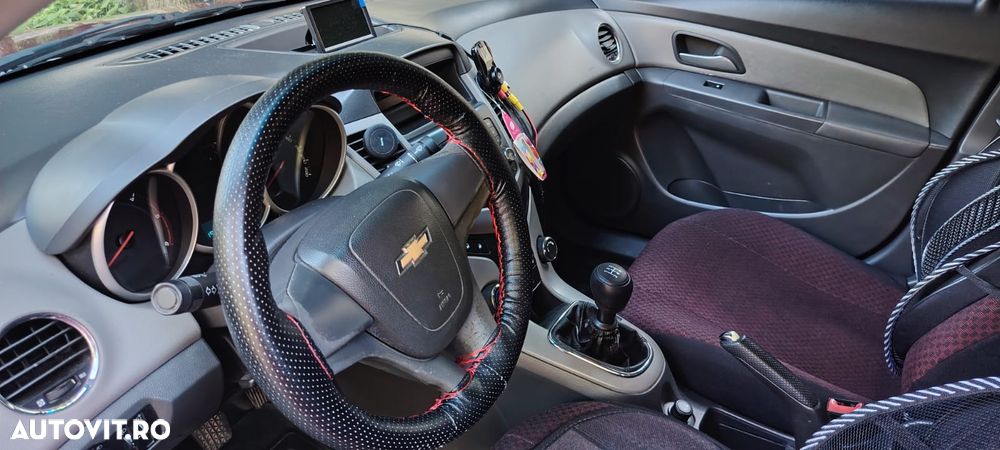 Chevrolet Cruze 2.0 BASE G1 - 8