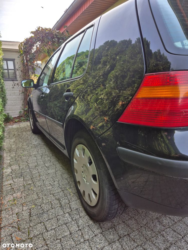 Volkswagen Golf 1.9 TDI - 6