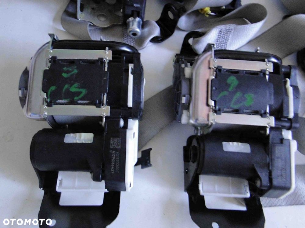 PAS BEZPIECZEŃSTWA PRZÓD PRAWY MERCEDES W212 LIFT - 5