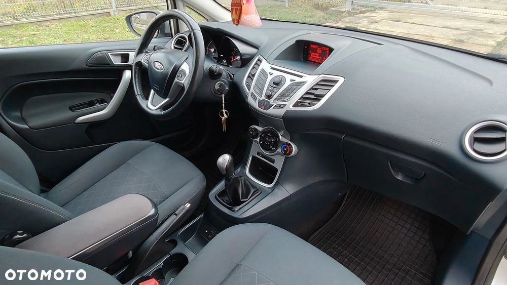 Ford Fiesta 1.6 TDCi Individual - 15