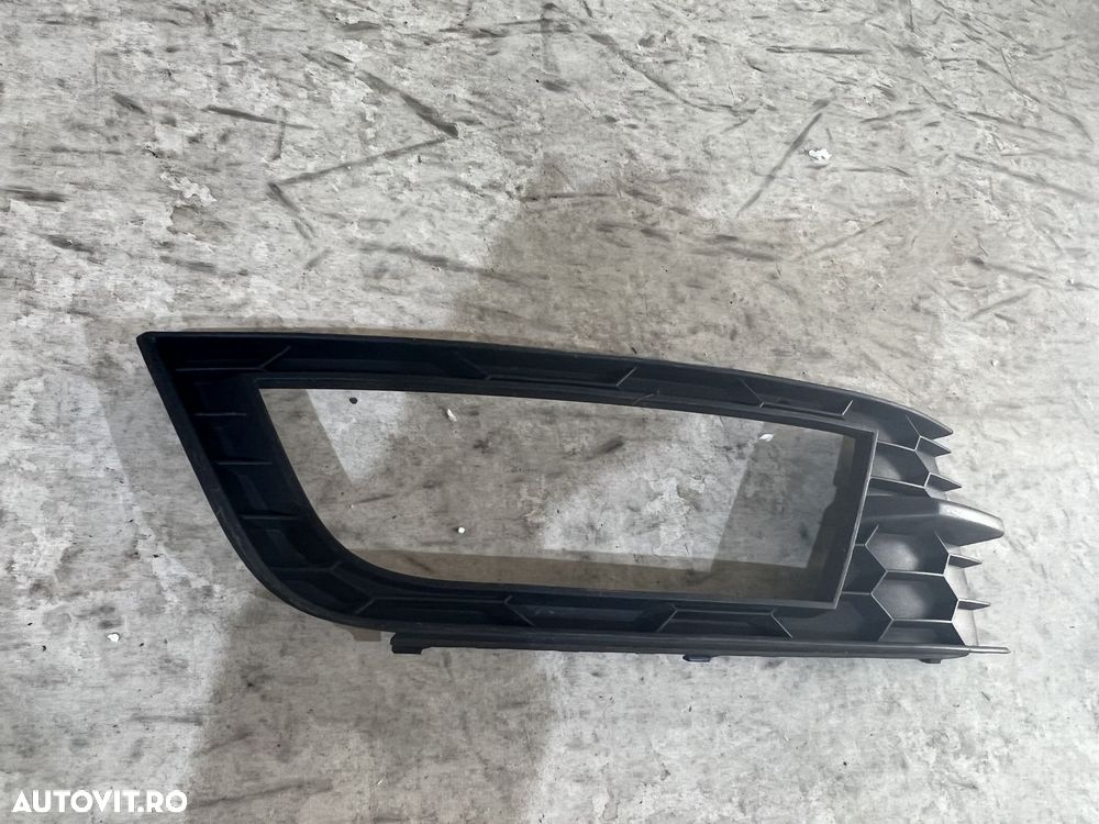 Grila proiector dreapta Skoda Octavia 3, 2013, 2014, 2015, 2016, 2017, cod origine OE 5E0807682. - 6