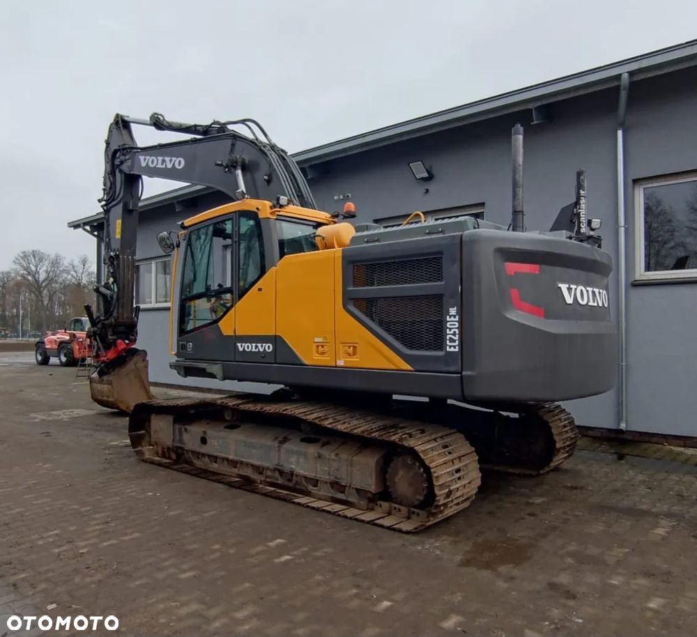 Volvo EC250ENL - 4