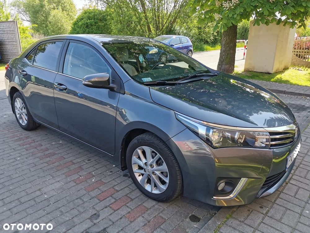 Toyota Corolla - 1