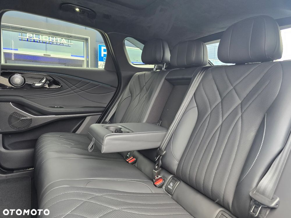 Omoda 9 1.5 Super Hybrid Exclusive AWD - 36
