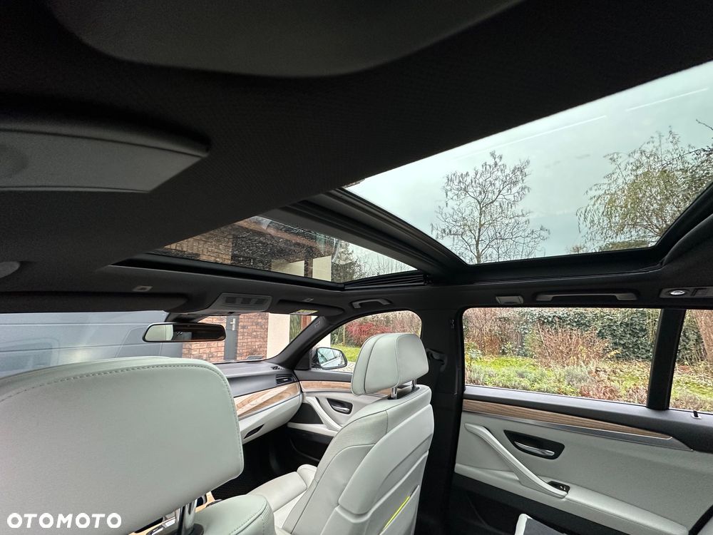 BMW Seria 5 535d xDrive Sport-Aut Luxury Line - 17