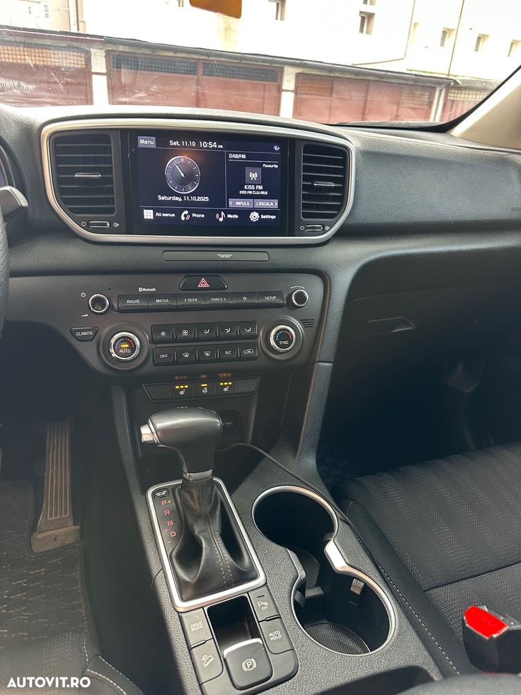 Kia Sportage 1.6 DSL MHEV 7DCT HP 4x2 Style - 13