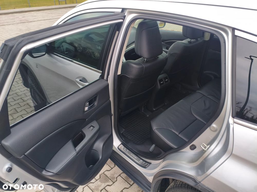 Honda CR-V 2.0i-VTEC 4WD Automatik Executive - 31