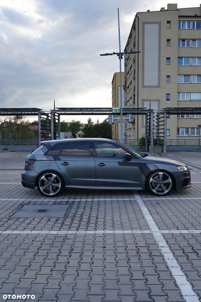 Audi RS3 Sportback - 4