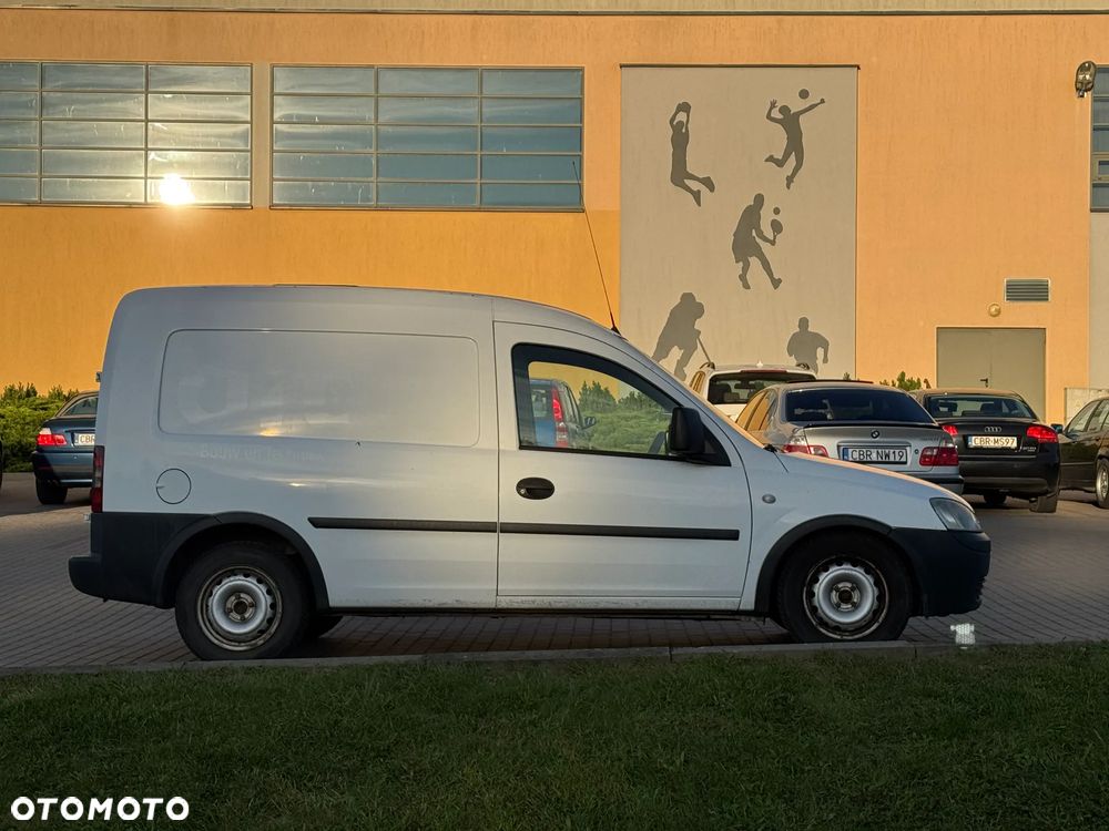 Opel Combo - 2
