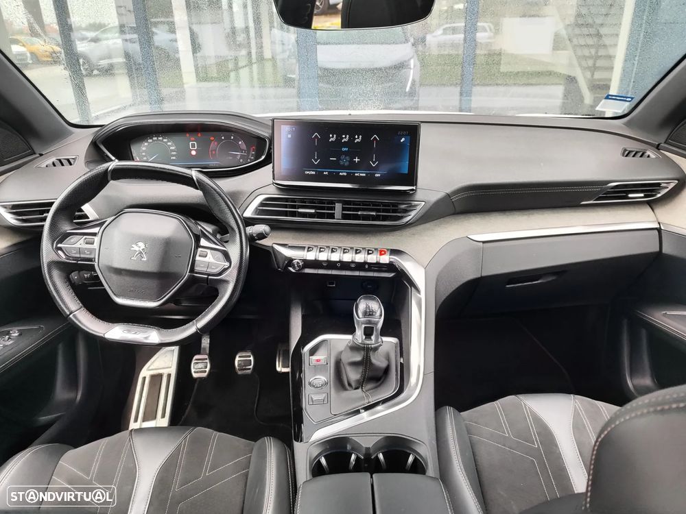 Peugeot 3008 1.5 BlueHDi GT - 11